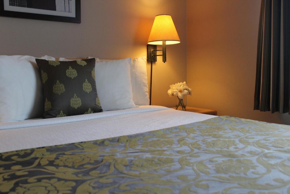 Travelodge by Wyndham Fort McMurray